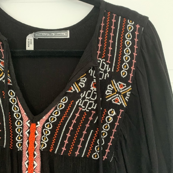 Embroidered Boho Top - Picture 2 of 4
